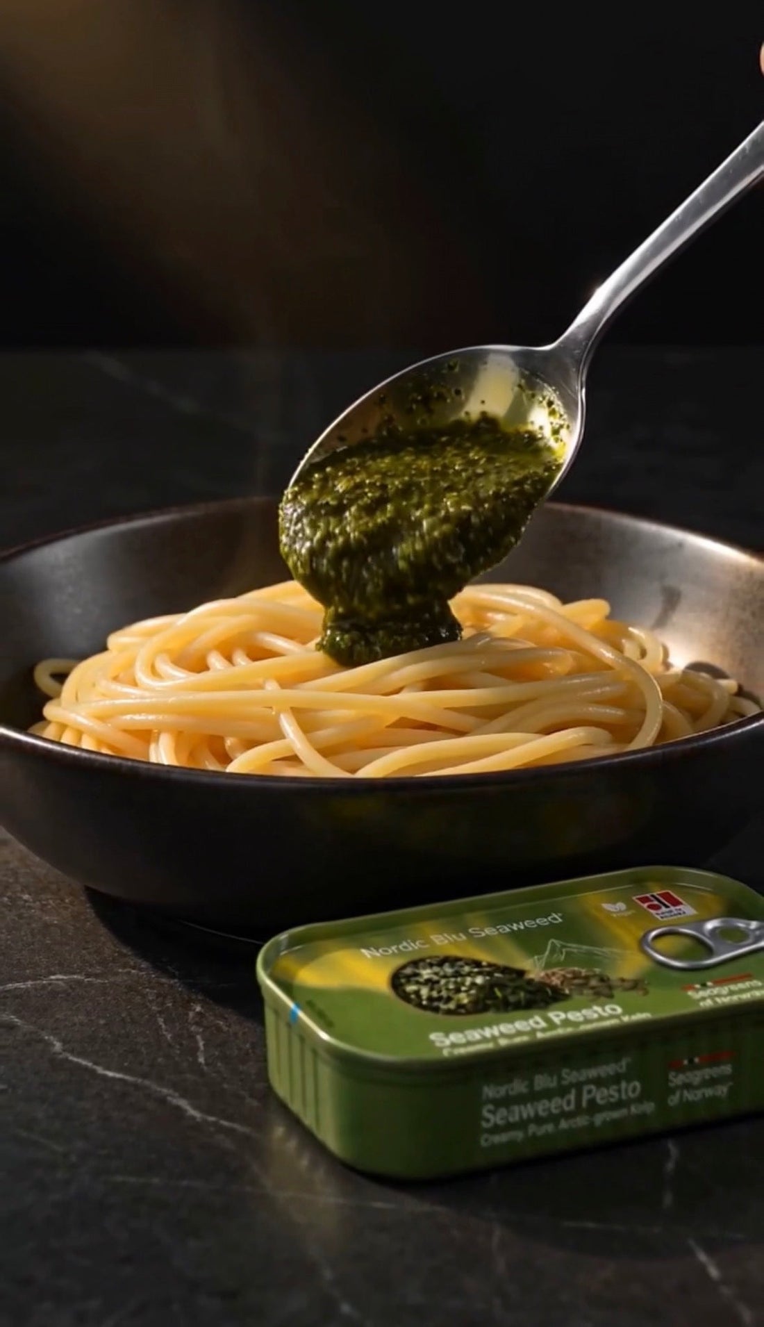 Seaweed pesto pasta — one can, one pot, two plates